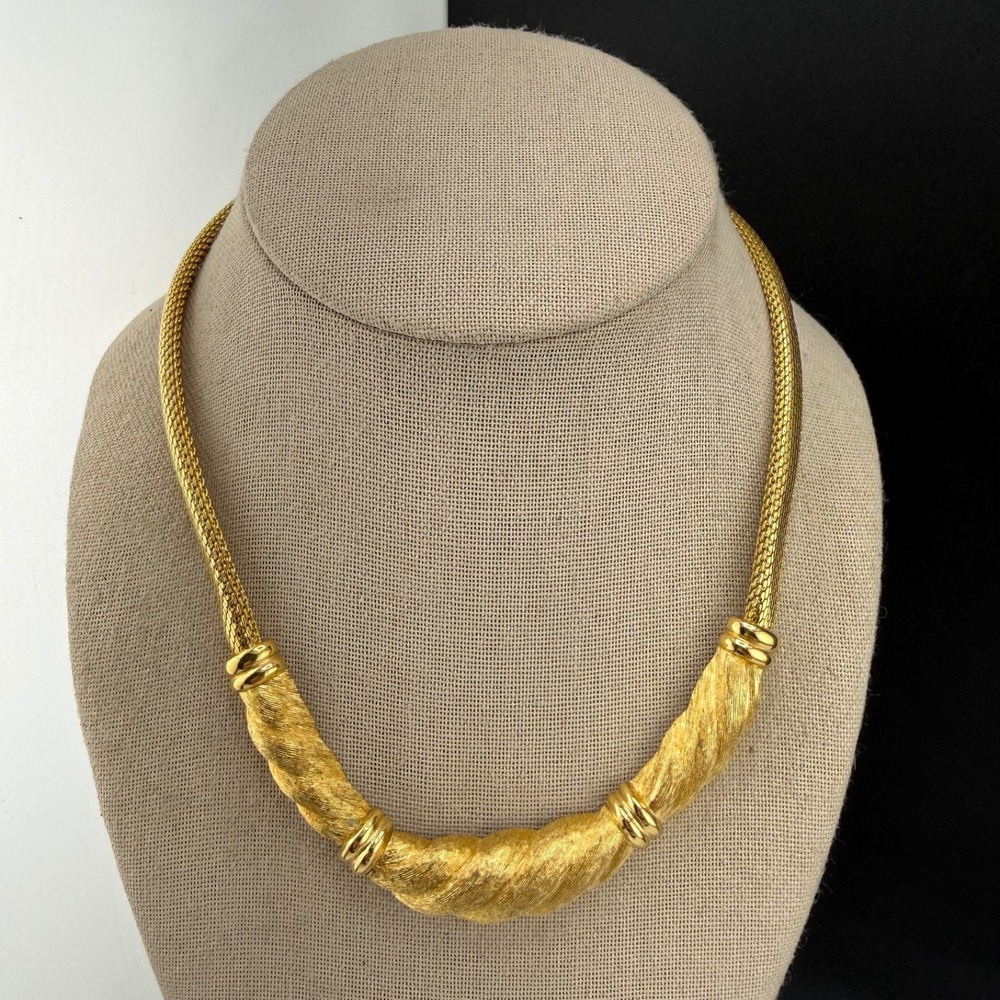 Vintage Christian Dior Necklace Gold Tone Mesh Chain Brushed Texture 16”